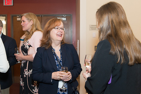 2018 PS&E Banquet 097 _ME38434 pre-dinner gathering
