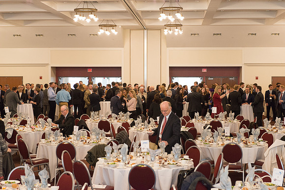2018 PS&E Banquet 089 _ME38429 pre-dinner gathering