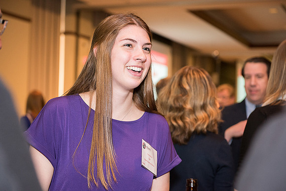 2016 PS&E Banquet 032 _ME44665 pre-dinner gathering