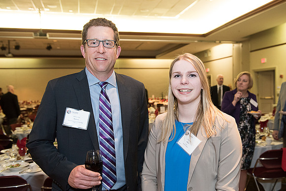 2017 PS&E Banquet 043 _ME44937 pre-dinner gathering