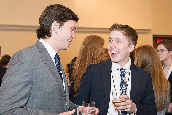 2018 PS&E Banquet 091 _ME38431 pre-dinner gathering