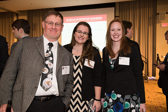 2016 PS&E Banquet 013 _ME44644 pre-dinner gathering
