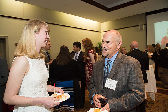 2017 PS&E Banquet 061 _ME44948 pre-dinner gathering