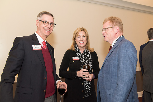 2018 PS&E Banquet 077 _ME44965 pre-dinner gathering