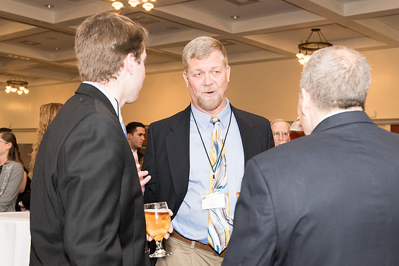 2018 PS&E Banquet 031 _ME44933 pre-dinner gathering