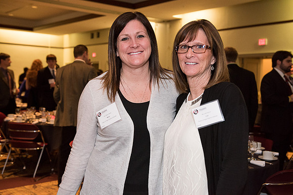 2016 PS&E Banquet 068 _ME44690 pre-dinner gathering