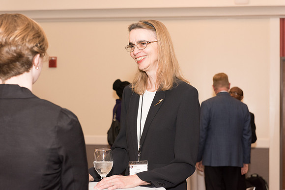 2018 PS&E Banquet 017 _ME44916 pre-dinner gathering
