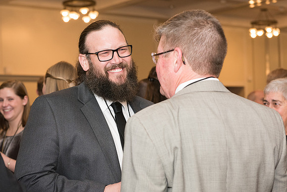 2018 PS&E Banquet 046 _ME44944 pre-dinner gathering