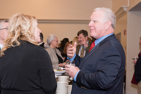 2018 PS&E Banquet 032 _ME44934 pre-dinner gathering