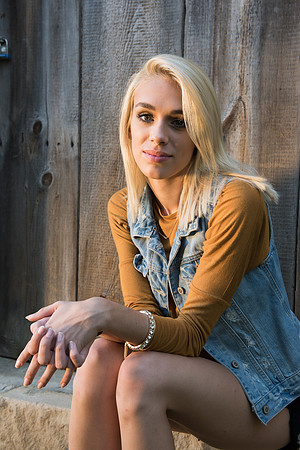 Zoe 024 _ME48950