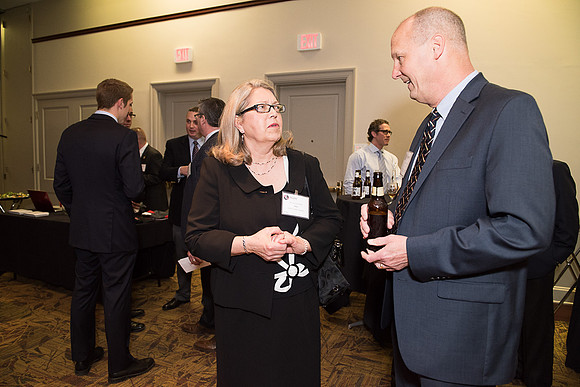 2016 PS&E Banquet 057 _ME44684 pre-dinner gathering
