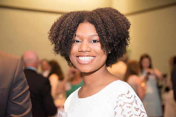 2017 PS&E Banquet 055 _ME30357 pre-dinner gathering