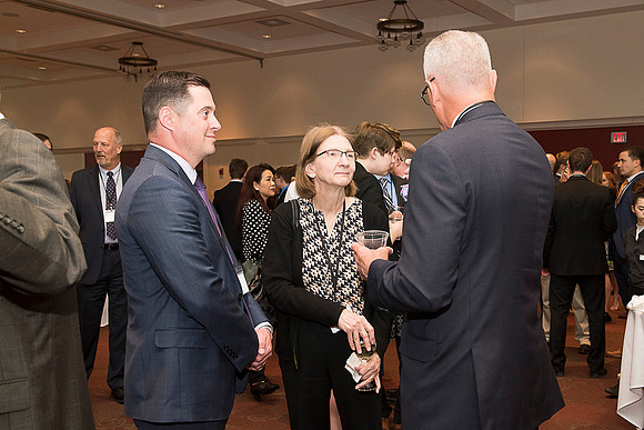 2019 PS&E Banquet 047 _ME47672 pre-dinner gathering