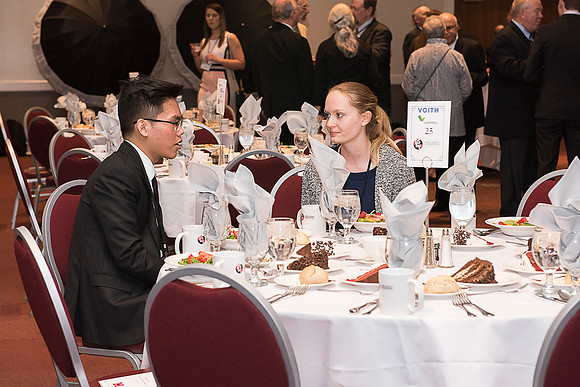 2019 PS&E Banquet 040 _ME47665 pre-dinner gathering