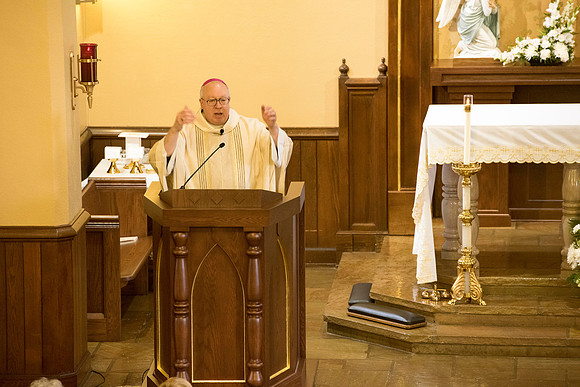 2016-08-20 Mass 007 _ME48517 150th Anniversary, Biship Binzer, Father Don, Mass, St. Bernard