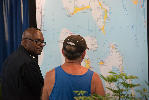 01 AirVenture 2016 Bahamas 002 _ME35321