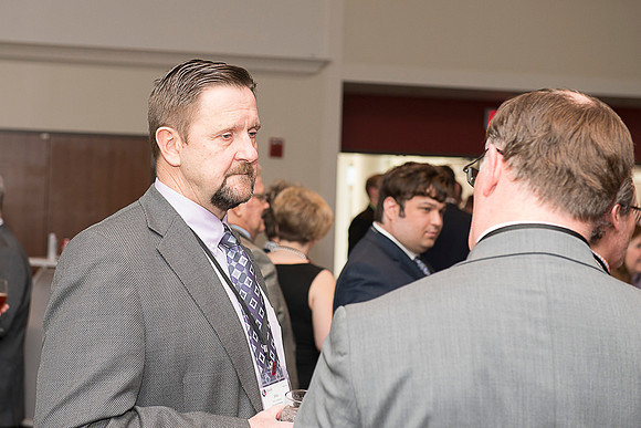 2019 PS&E Banquet 058 _ME37857 pre-dinner gathering