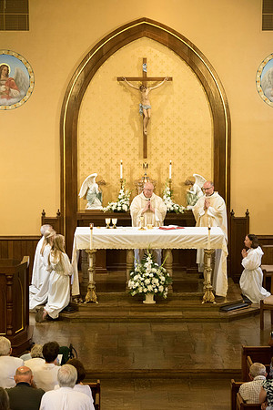 2016-08-20 Mass 022 _ME48543 150th Anniversary, Biship Binzer, Father Don, Mass, St. Bernard