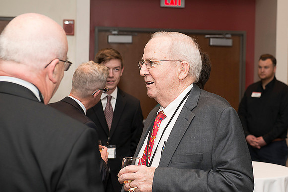 2019 PS&E Banquet 013 _ME37835 pre-dinner gathering