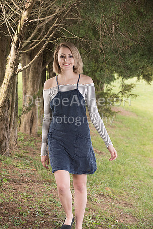 Meghan 025 _ME40896