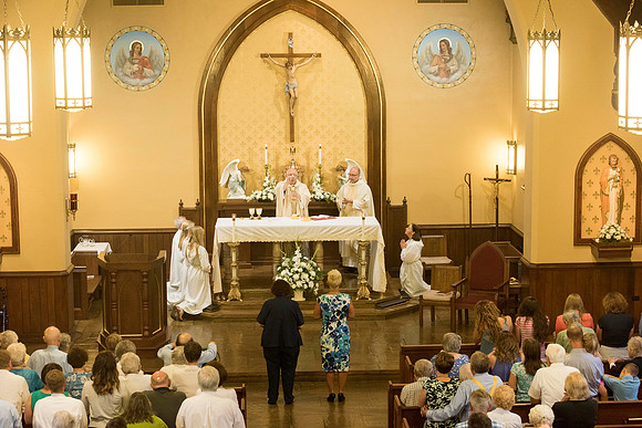 2016-08-20 Mass 029 _ME48557 150th Anniversary, Biship Binzer, Father Don, Mass, St. Bernard