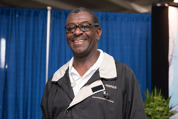 01 AirVenture 2016 Bahamas 013 _ME47639