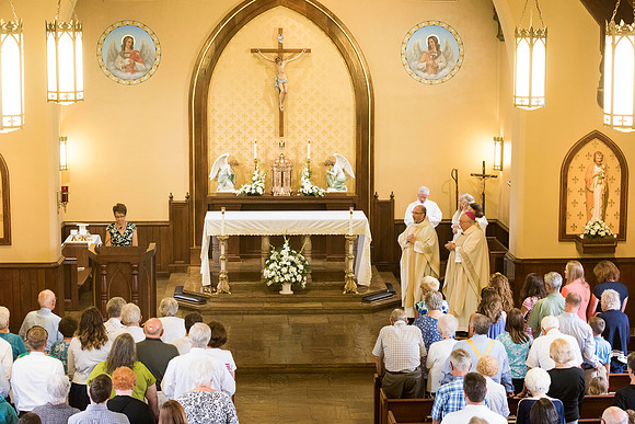 2016-08-20 Mass 013 _ME48525 150th Anniversary, Biship Binzer, Father Don, Mass, St. Bernard