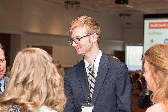 2019 PS&E Banquet 087 _ME37871 pre-dinner gathering