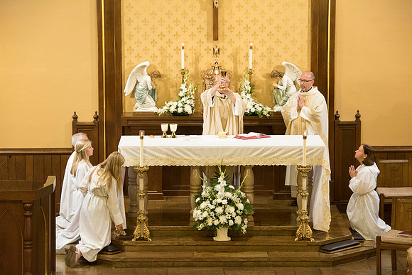 2016-08-20 Mass 021 _ME48542 150th Anniversary, Biship Binzer, Father Don, Mass, St. Bernard