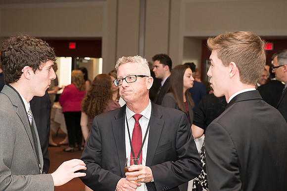2019 PS&E Banquet 016 _ME37837 pre-dinner gathering