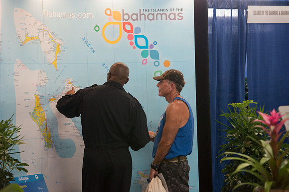 01 AirVenture 2016 Bahamas 001 _ME35319