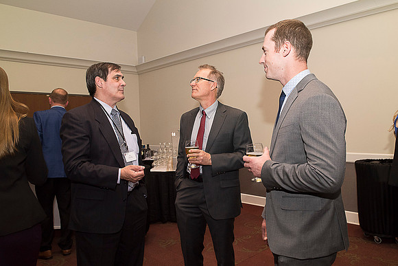 2019 PS&E Banquet 033 _ME47658 pre-dinner gathering